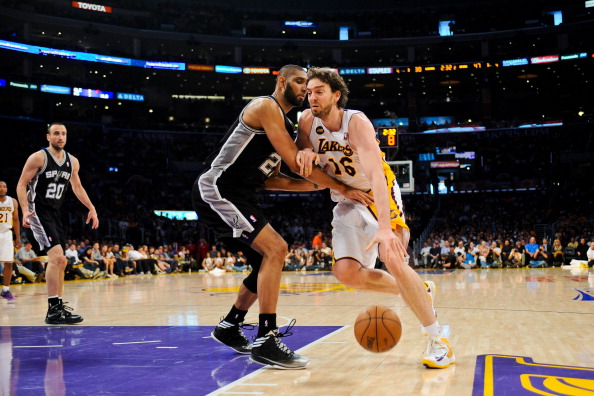 官宣！南京同曦队主教练下课，王世龙接任，许利民直言外援太软（南京同曦宣布换帅：王世龙挂帅，许利民直言外援偏软）