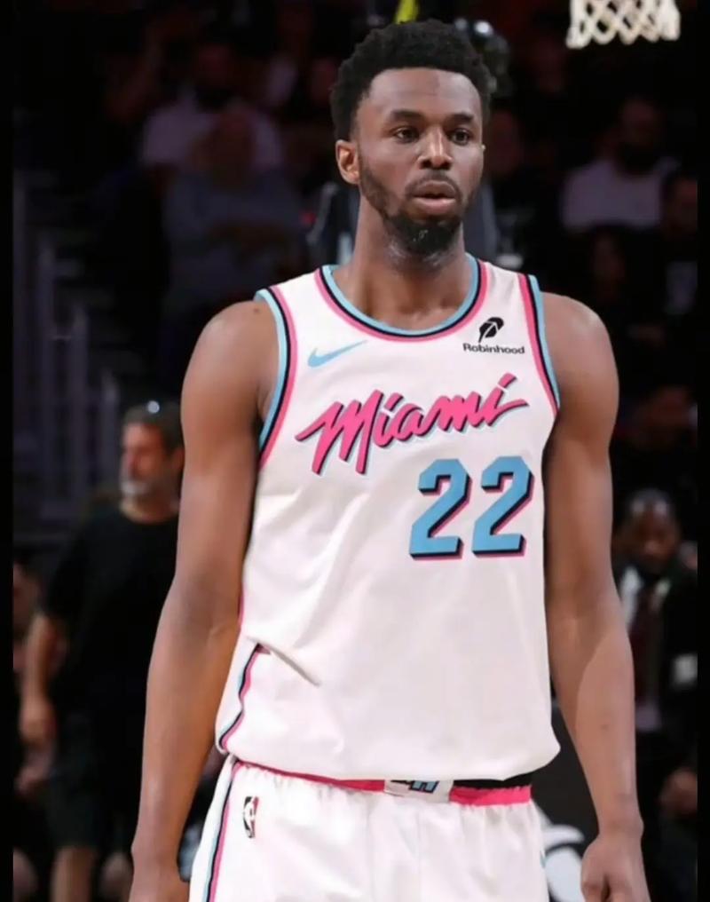 WBC风波升级！克劳福德或失胜利认证，三级别无可争议拳王地位遭挑战（WBC争议升级：克劳福德恐被取消胜利认定，三量级无可争议拳王地位受冲击）