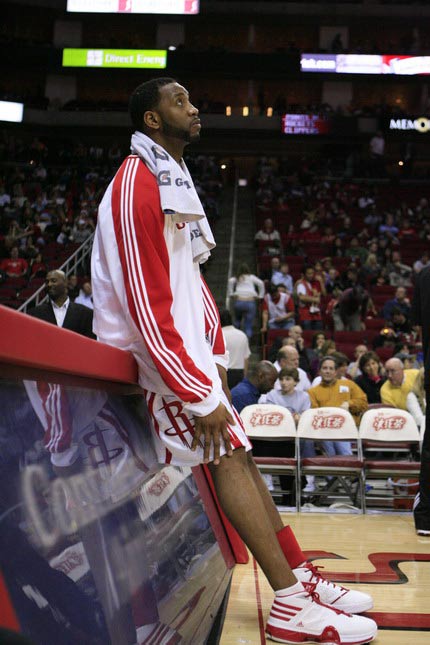 热议汪士钦染红：武侠小说里叫“狂性大发”，臭毛病纯惯的！（汪士钦染红引争议：武侠里叫“狂性大发”，这臭毛病是惯出来的）