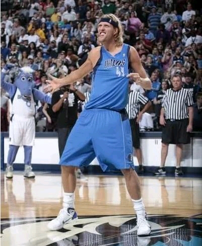 姆希塔良：比赛应该是平局，但主裁决定判罚一粒不存在的点球（姆希塔良：本场本应战平，主裁却判了一个不存在的点球）