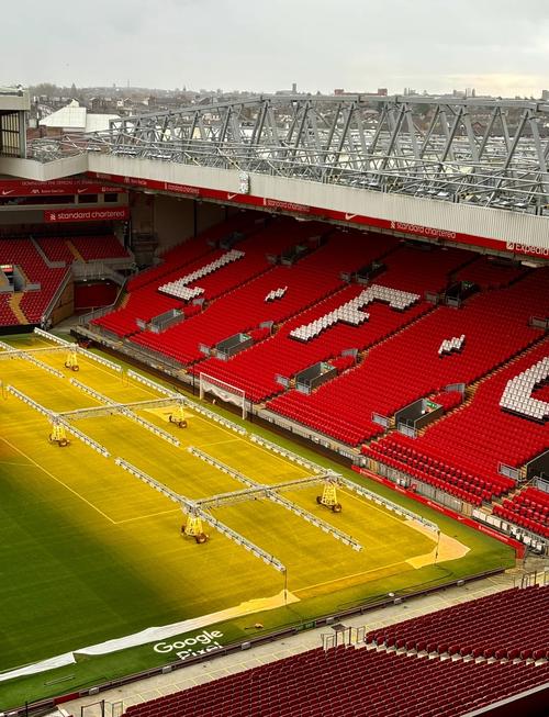 高效！申京半场9中8拿到18分&第二节12分（手感火热！申京半场9投8中砍下18分，第二节独取12分）